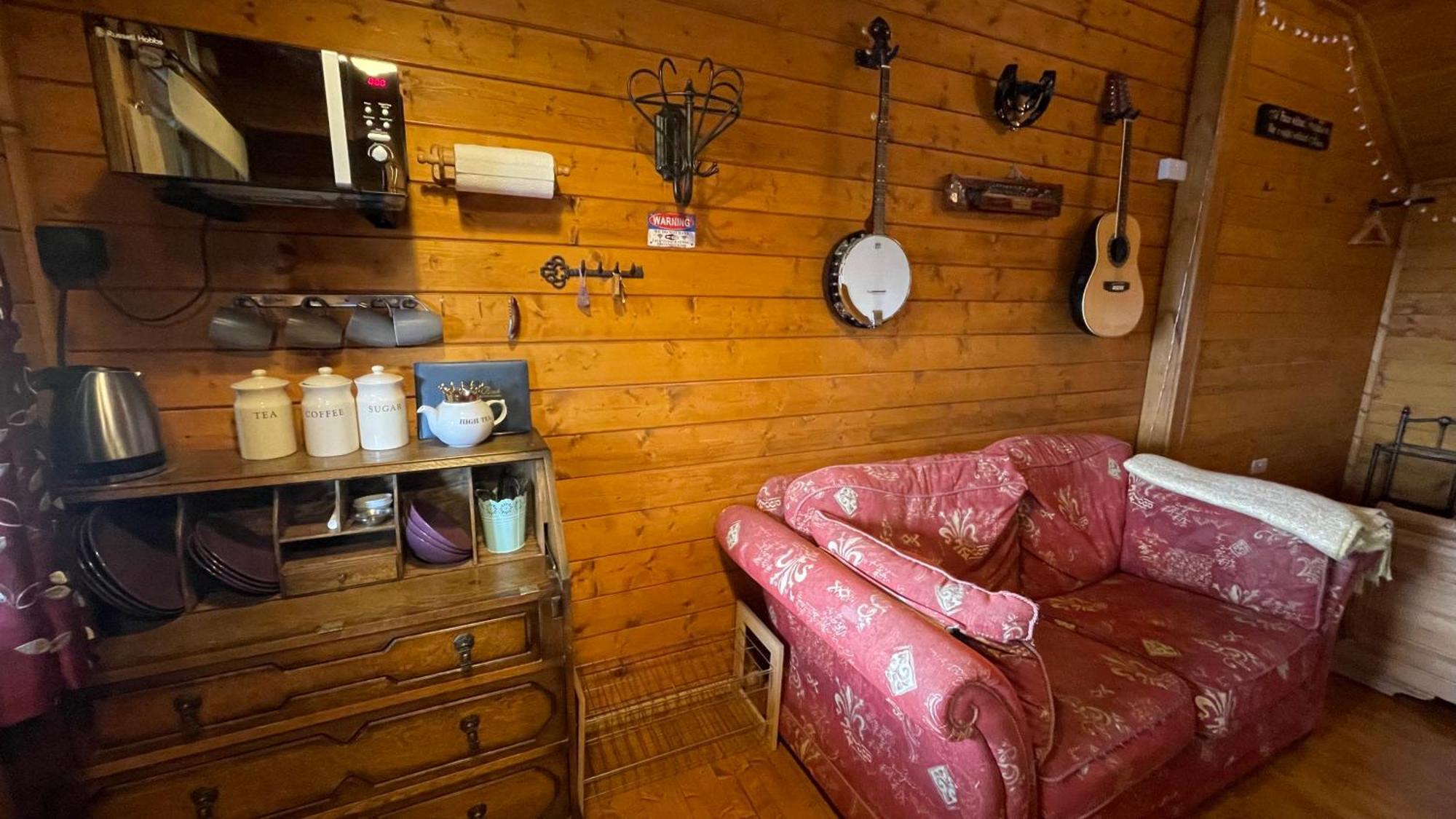 Blossom Cabin - Little Log Cabin In Wales Newtown  Esterno foto